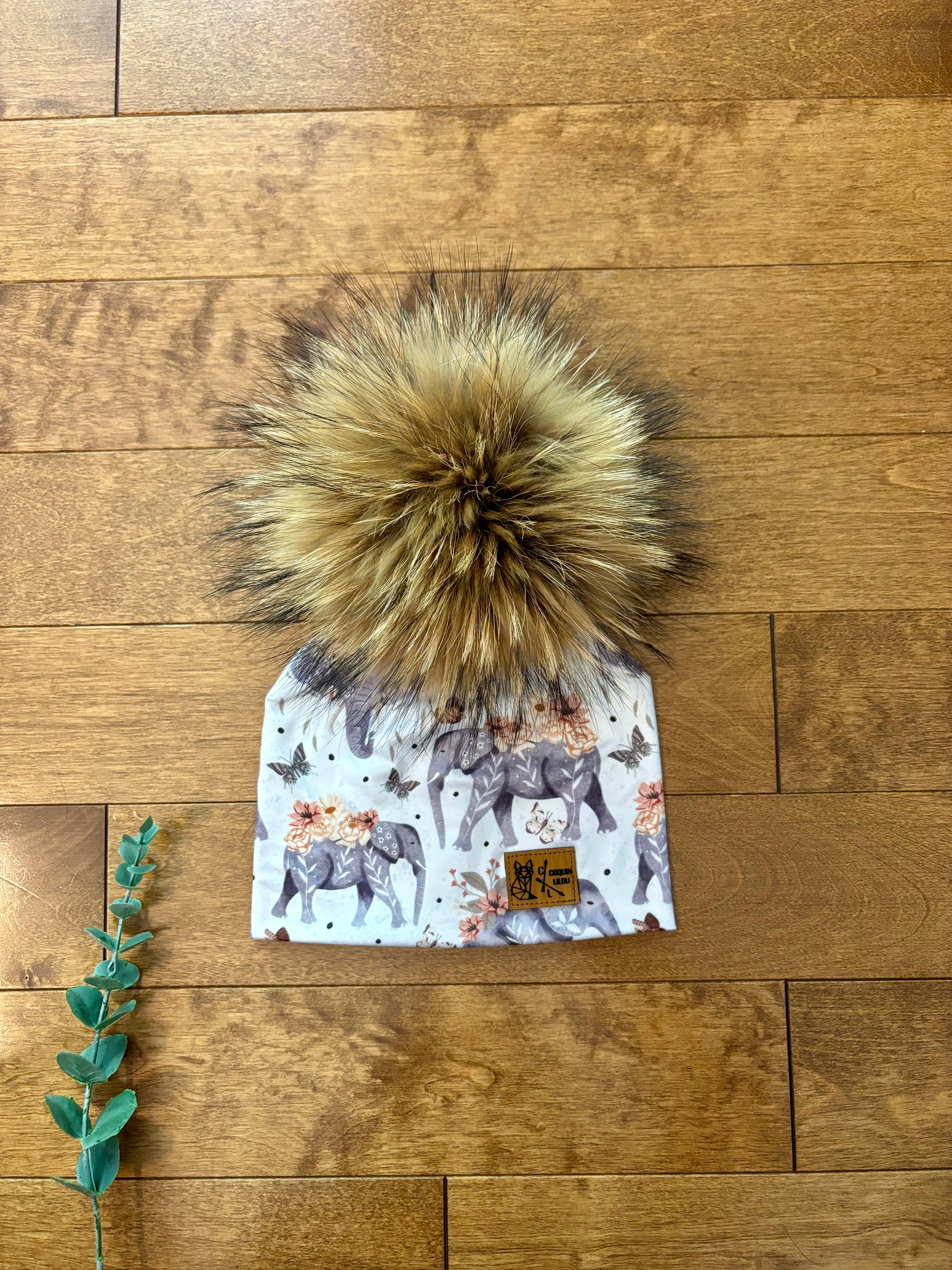Tuque à pompon éléphant